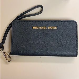 Michael Kors phone wallet